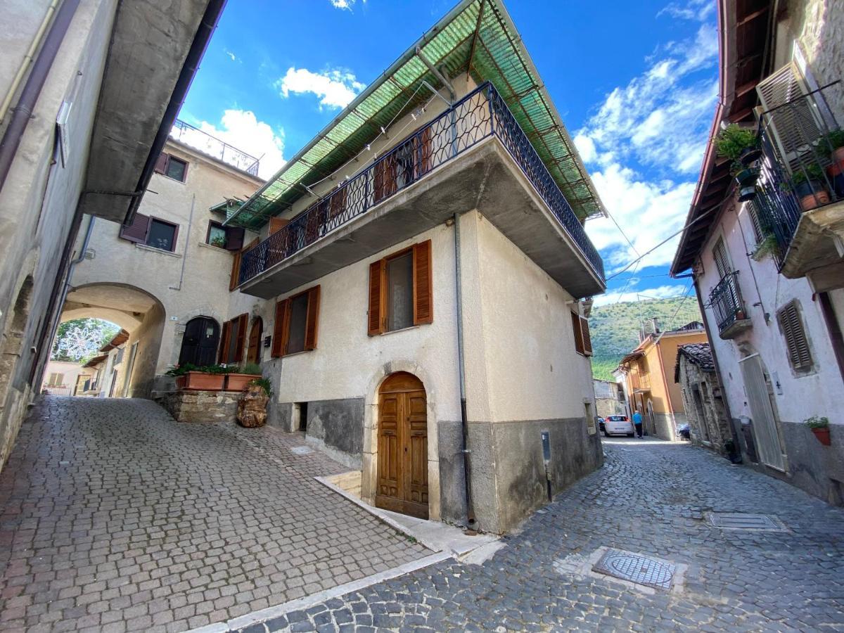 Elle Shelter Hotel Scanzano Buitenkant foto